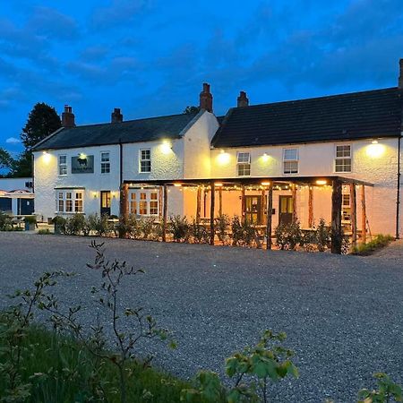 The Black Bull Inn Lowick  Екстериор снимка