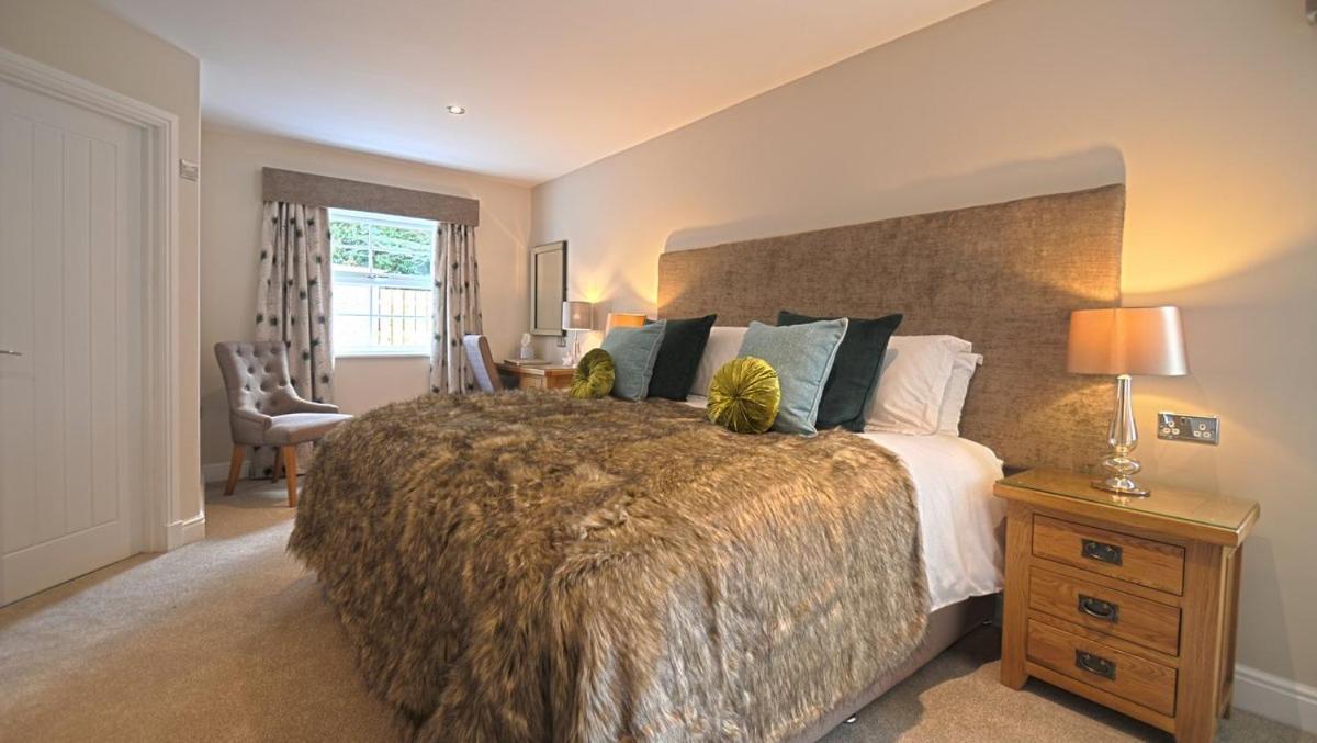 The Black Bull Inn Lowick  Стая снимка